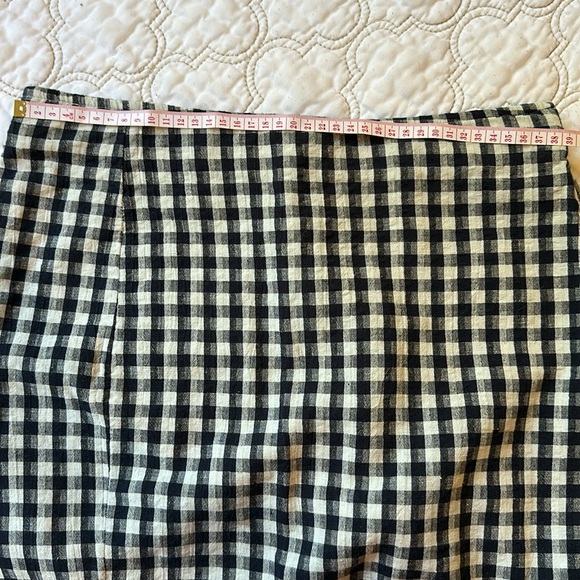 American Eagle Mini Skirt - Picture 2 of 5